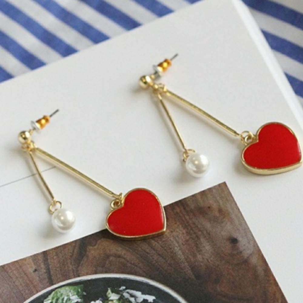 NWT Red Heart Pearl Valentines Day Dangle Earrings - Picture 4 of 5